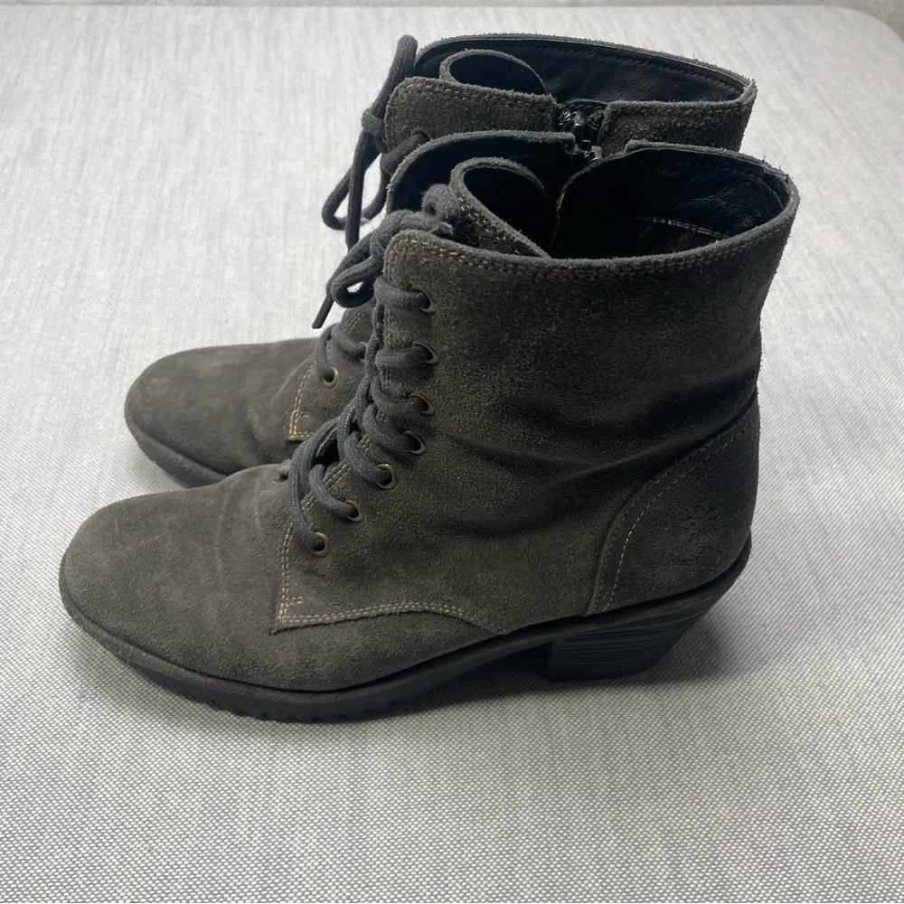 Fly London Wune Lace Up Steampunk Goth Suede Bootie Diesel Oil Gray EU 40